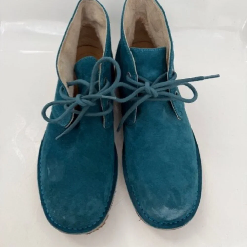 RARE! UGG Turquoise Teal Blue Suede Lace Up Chukka Boots Sz 9